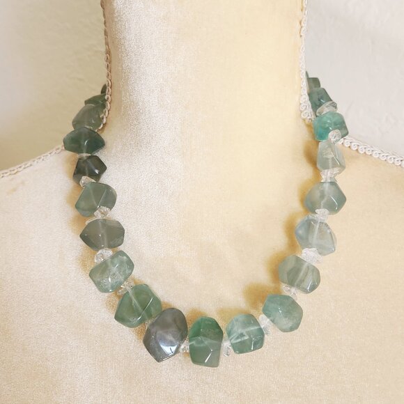Light Green Raw Fluorite & Clear Quartz Chunky Healing Crystal Beaded Necklace - Picture 1 of 4